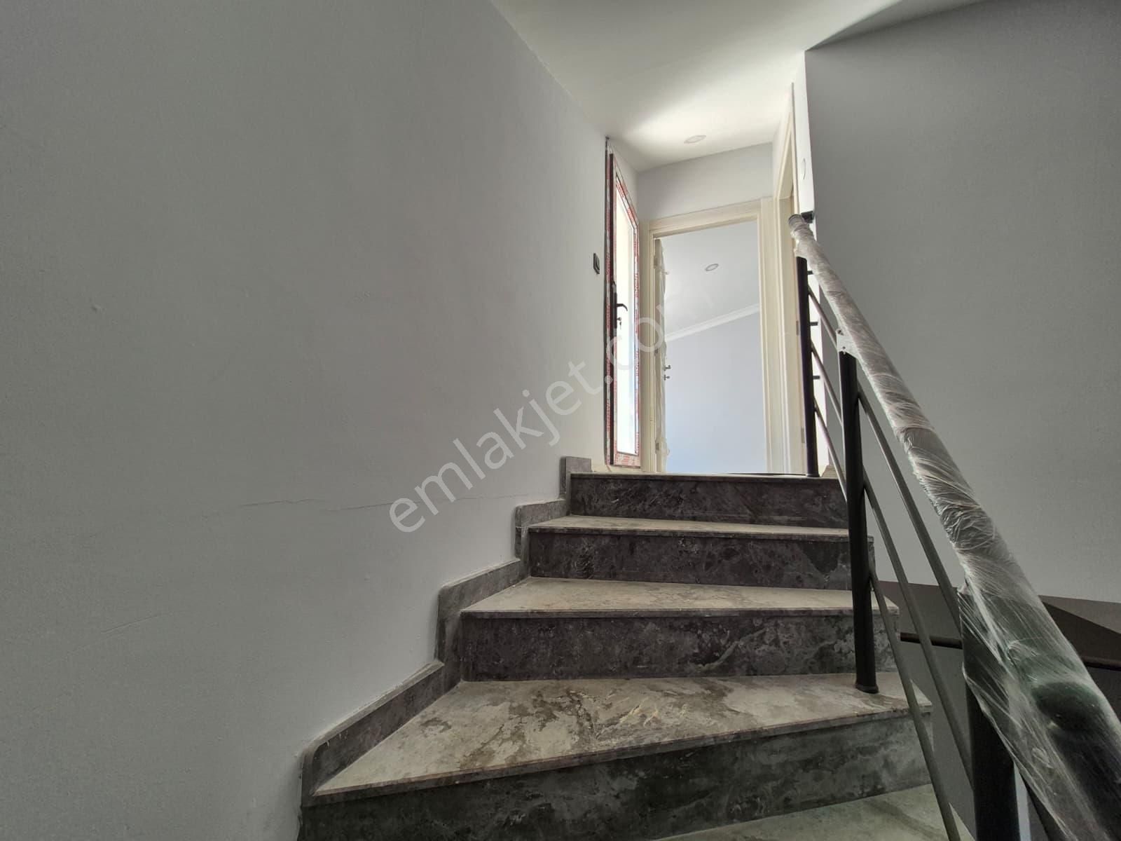 Balatçık Geniş Teraslı 3+1 Dubleks - Görsel 13