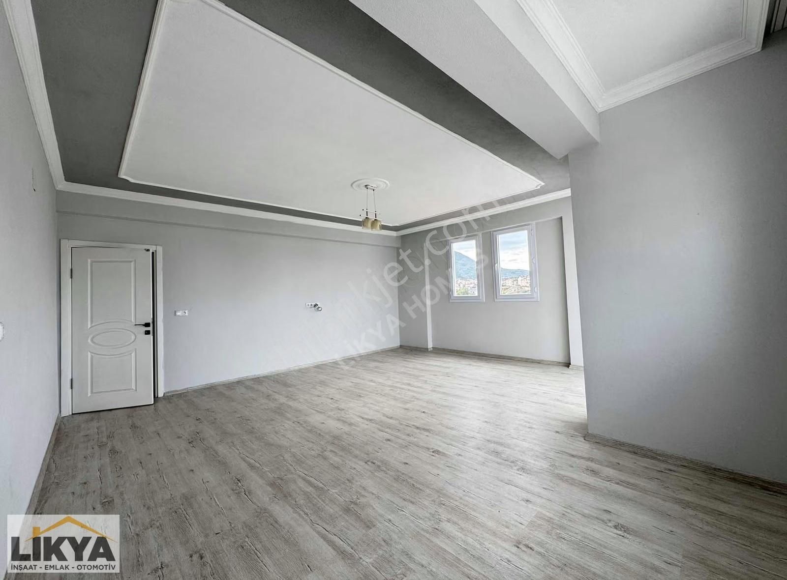 Eşyasız Geniş M2 Ayrı Mutfaklı Kiralık Daire - Görsel 4