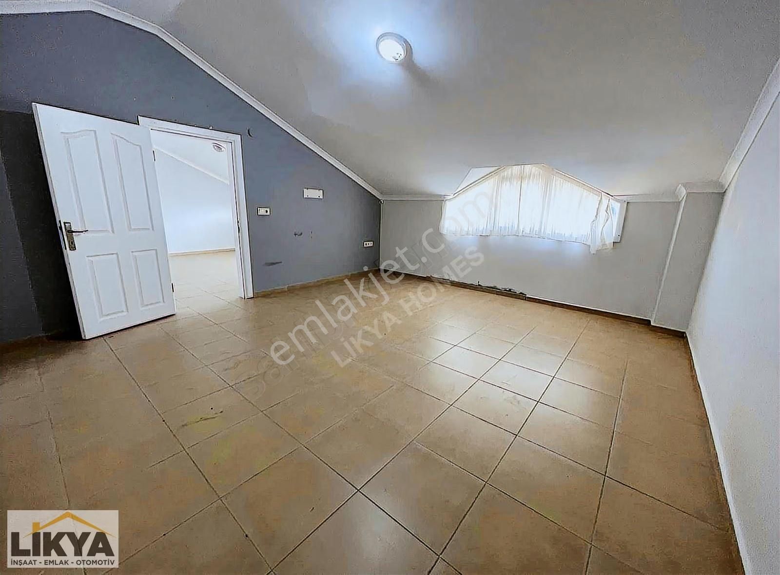 Patlangıçta Tamamen Yenilenmiş Oturuma Hazır 2+2 Dubleks Daire - Görsel 6