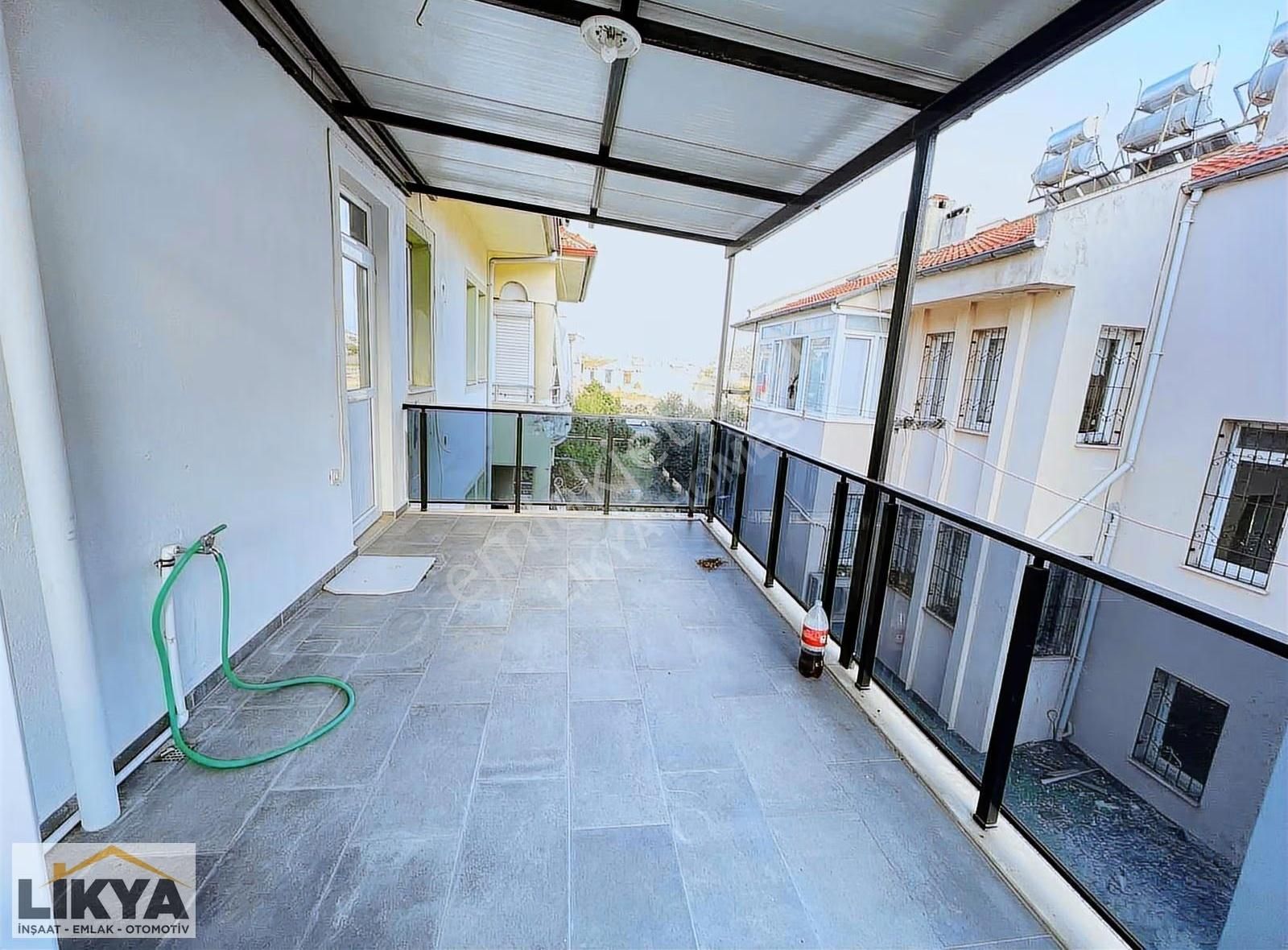 Patlangıçta Tamamen Yenilenmiş Oturuma Hazır 2+2 Dubleks Daire - Görsel 16