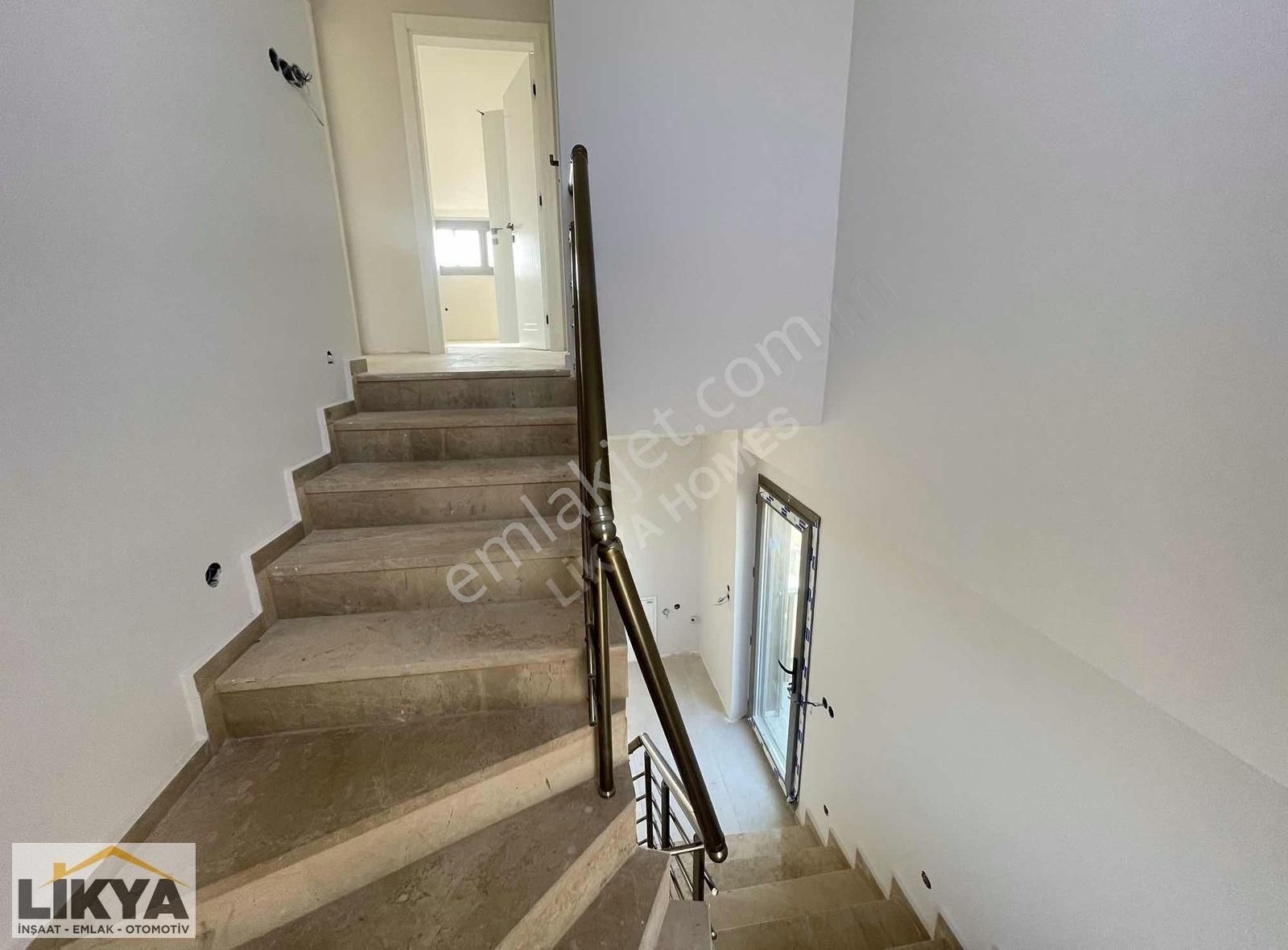 Çatalarıkta 4+1 Satılık Villa - Görsel 27