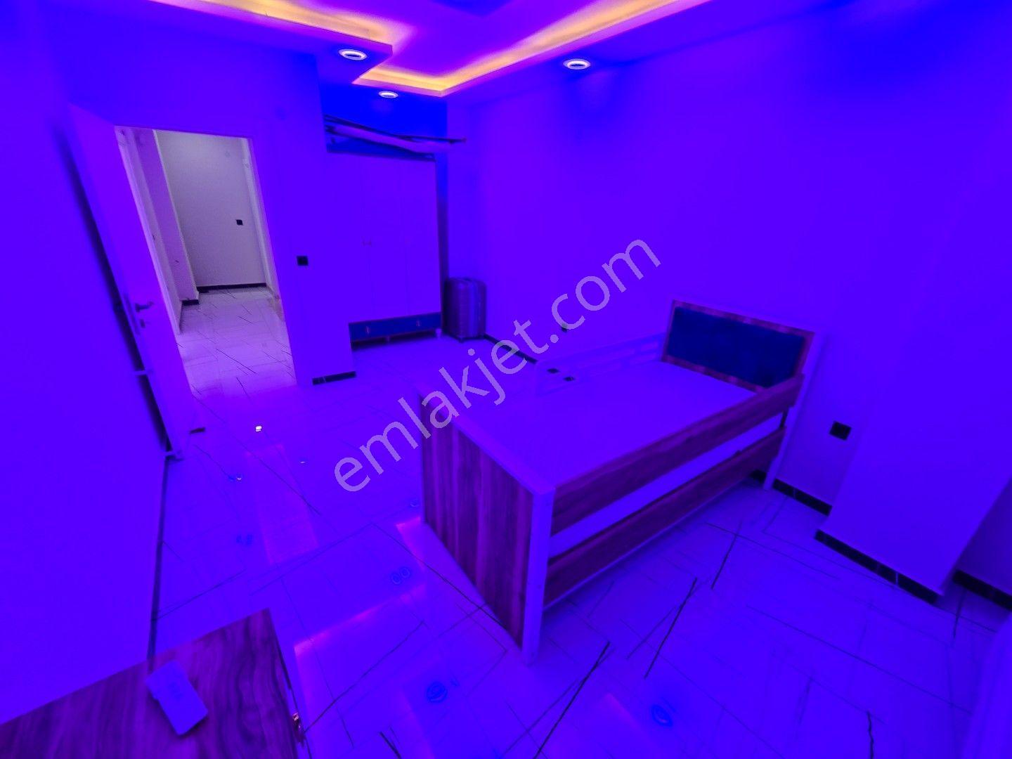 Didimde Denize 2 Dakika Yürüme Mesafesinde Satılık 4+1 Bahçeli Villa - Görsel 18
