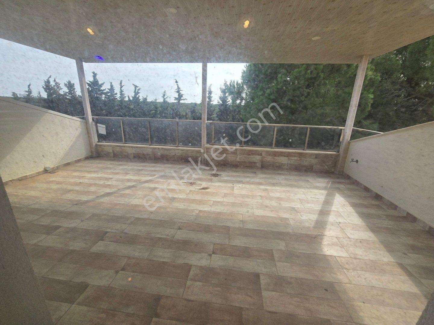Didimde Denize 2 Dakika Yürüme Mesafesinde Satılık 4+1 Bahçeli Villa - Görsel 26