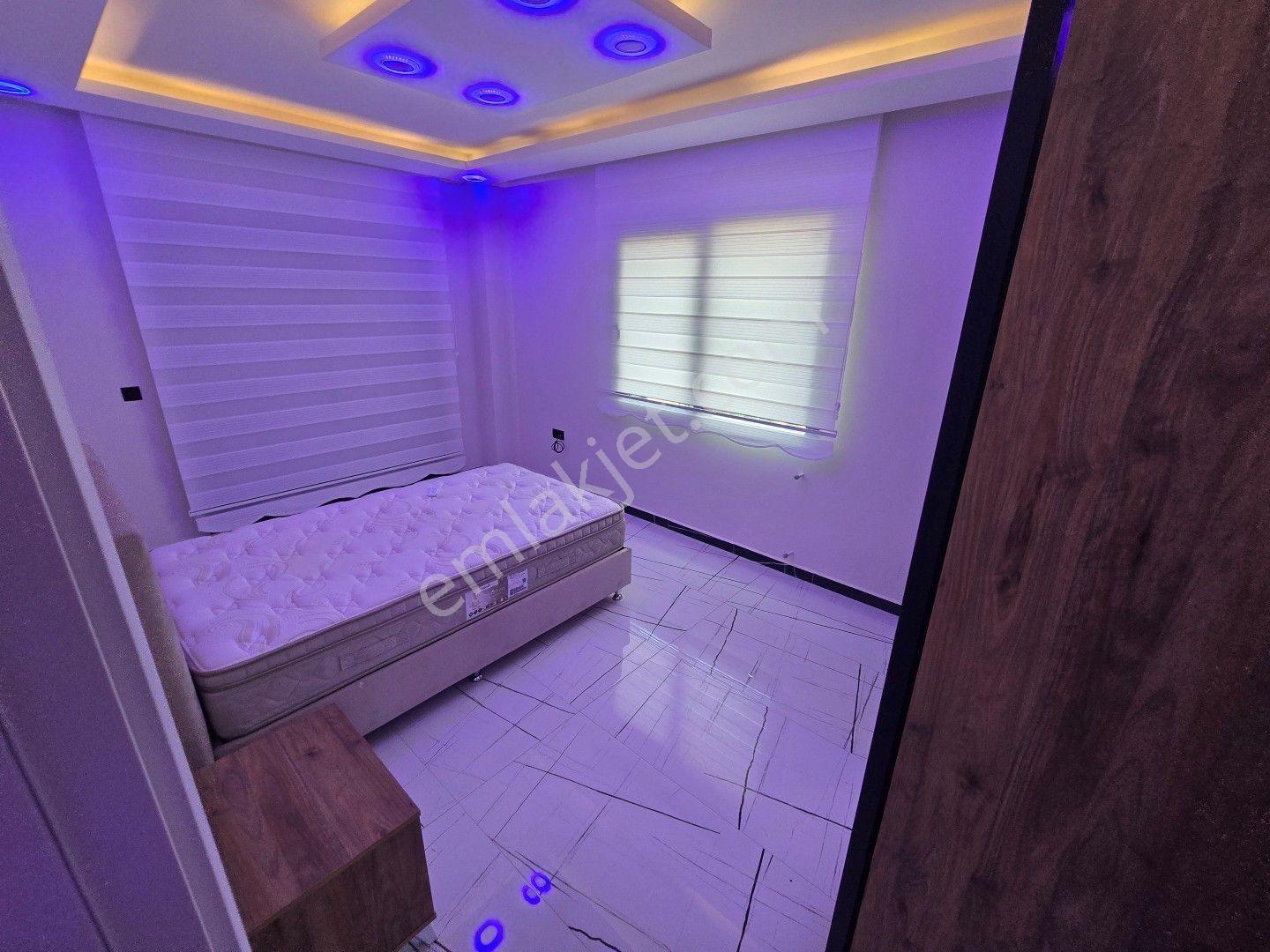 Didimde Denize 2 Dakika Yürüme Mesafesinde Satılık 4+1 Bahçeli Villa - Görsel 17