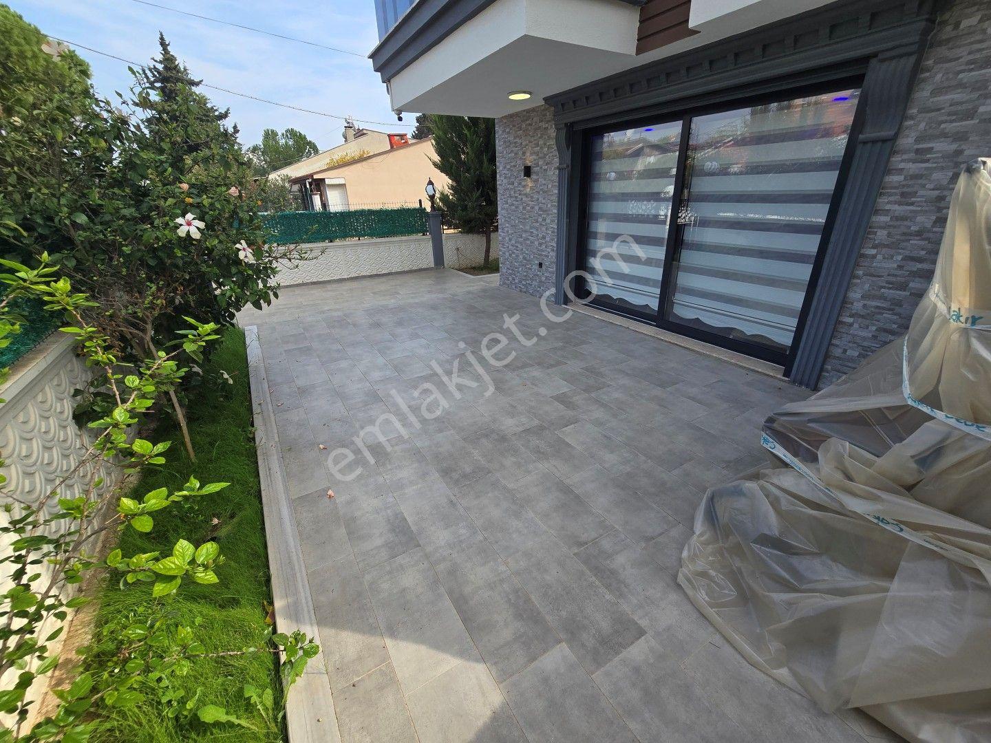 Didimde Denize 2 Dakika Yürüme Mesafesinde Satılık 4+1 Bahçeli Villa - Görsel 28