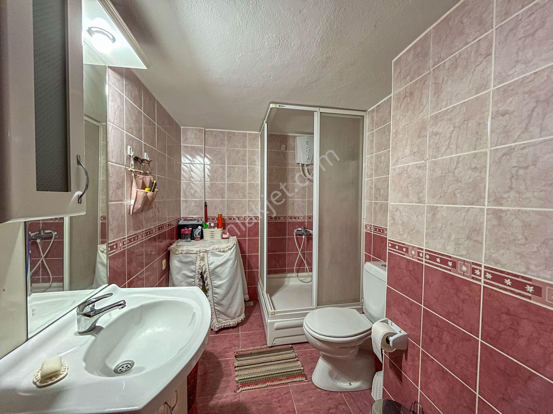 Coldwell Banker Marina'dan Muğla Emirbeyazıt Mahallesinde Satılık Ferah 3+1 Daire - Görsel 16