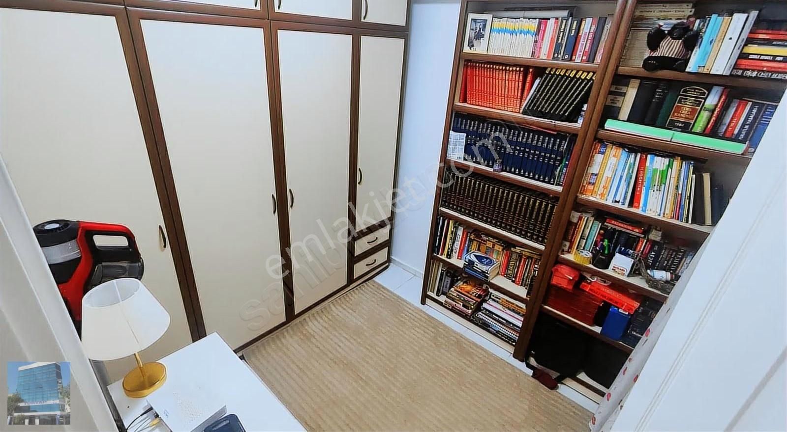 Şemikler İzban Yakını Satılık Önü Açık Ferah 3+1 Daire - Görsel 21