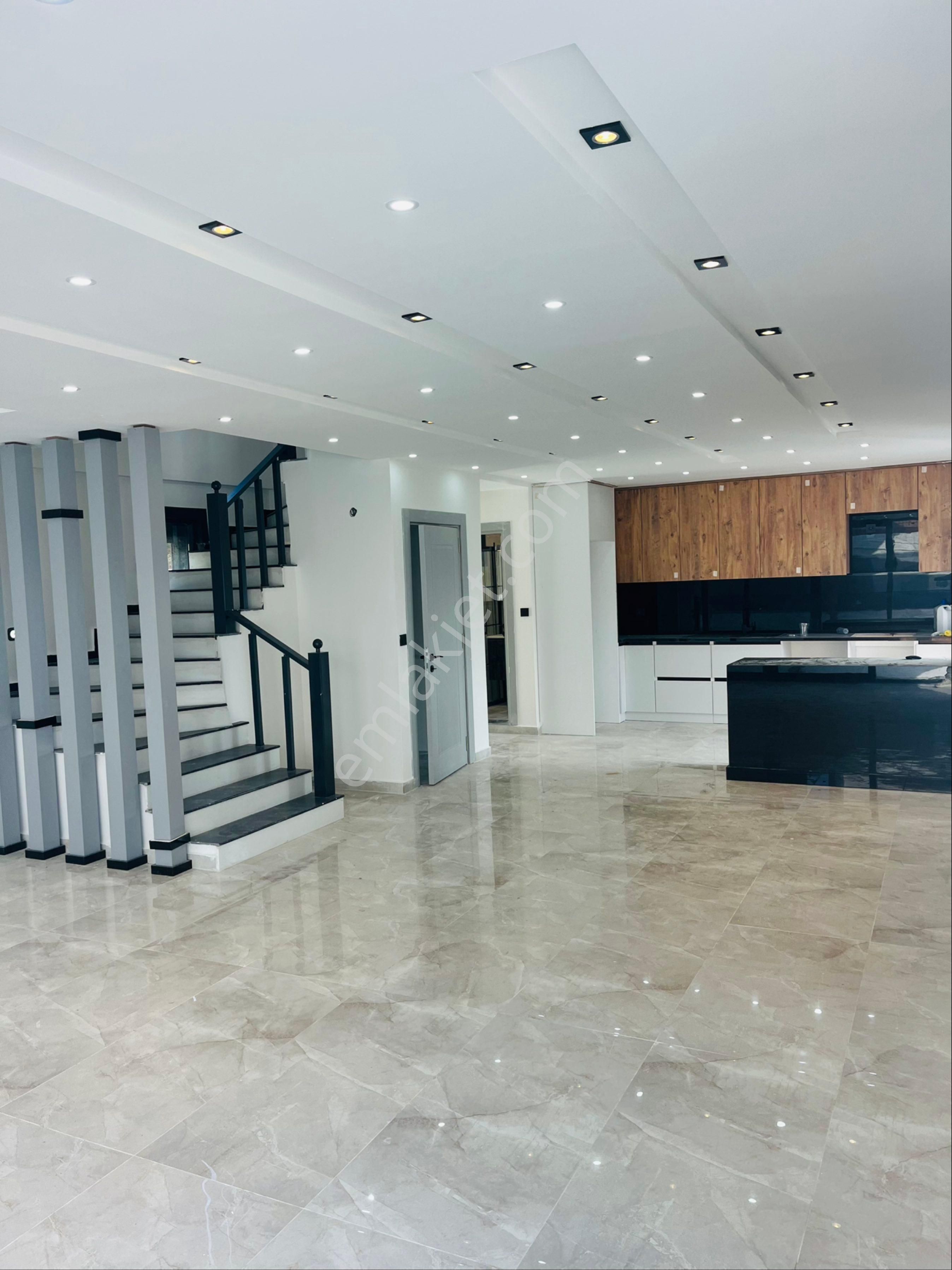 Didim Akbük Te Satılık 4+1 Müstakil Villa - Görsel 19