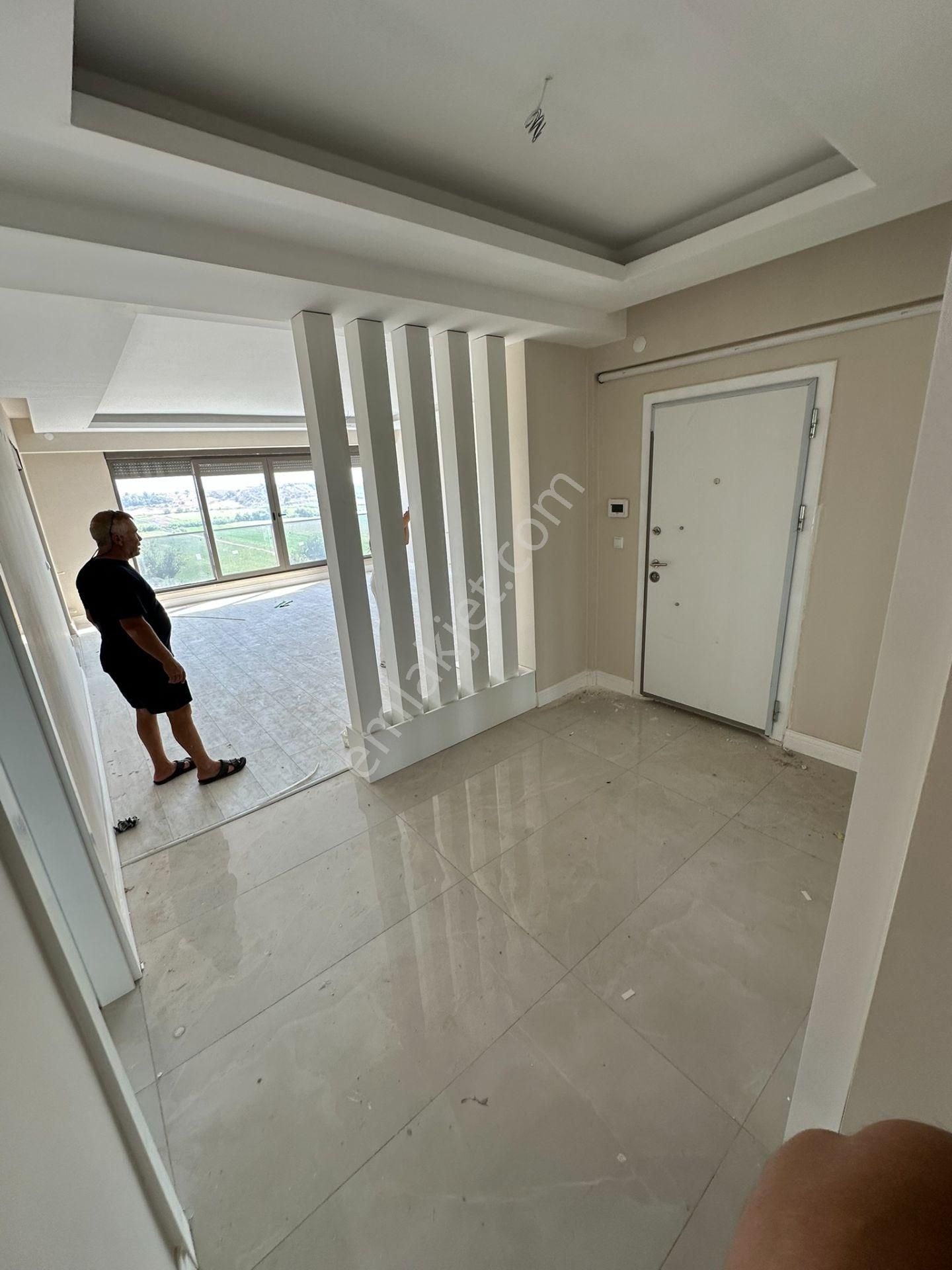 Albatros Pool Residence'ta 3+1 Son Daire - Görsel 31