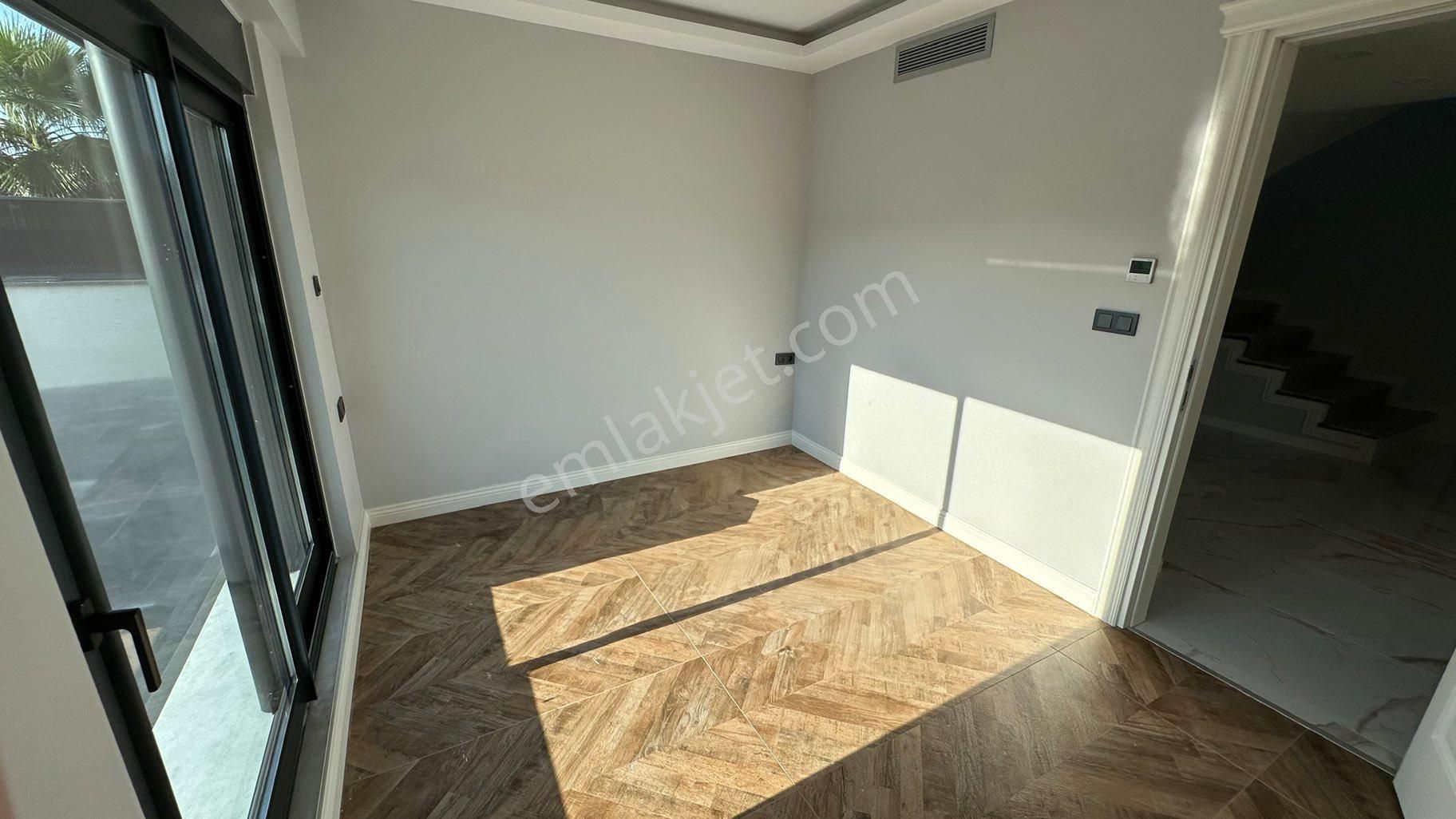 Semiz Mimarlıktan Kumbabada Satılık 4+1 Müstakil Sıfır Villa - Görsel 26