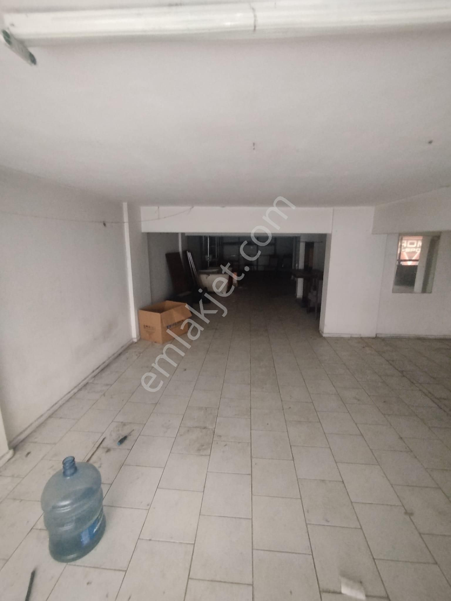 Gaziemir De Merkezi Konumda Kiralık 2 Katlı Doğalgazlı Bacalı Dükkan - Görsel 5