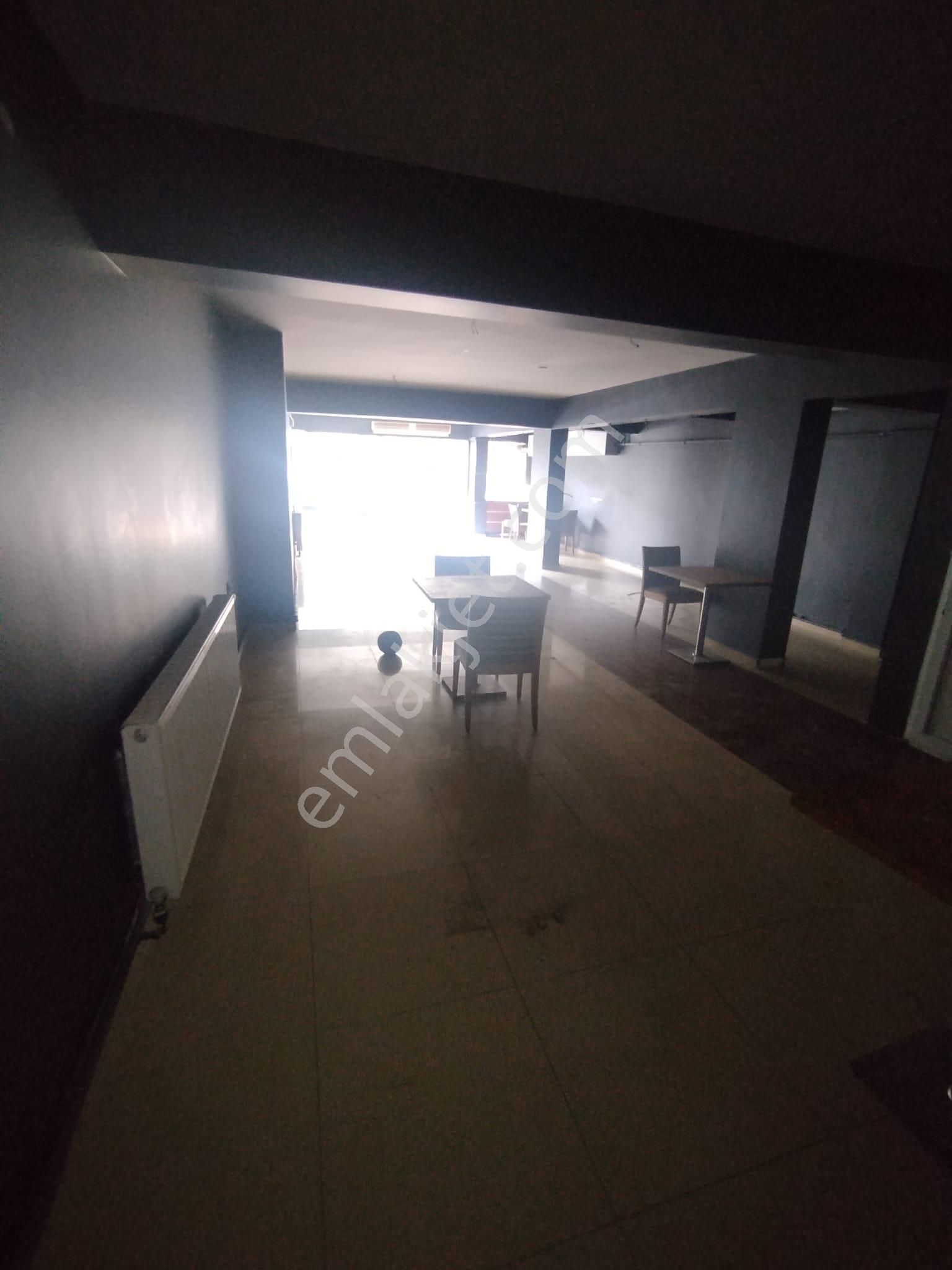 Gaziemir De Merkezi Konumda Kiralık 2 Katlı Doğalgazlı Bacalı Dükkan - Görsel 33