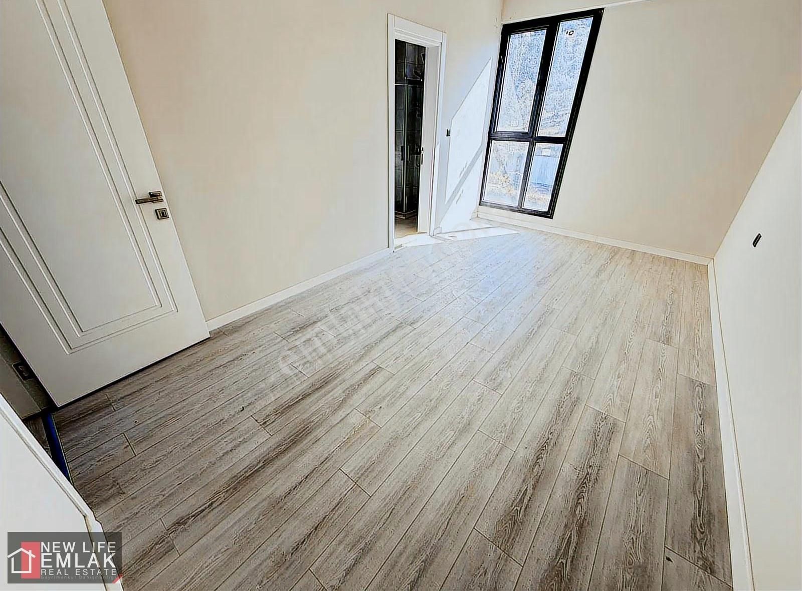 Kuşadası Değirmenderede Salon Mutfak Ayrı Satılık Daire - Görsel 16