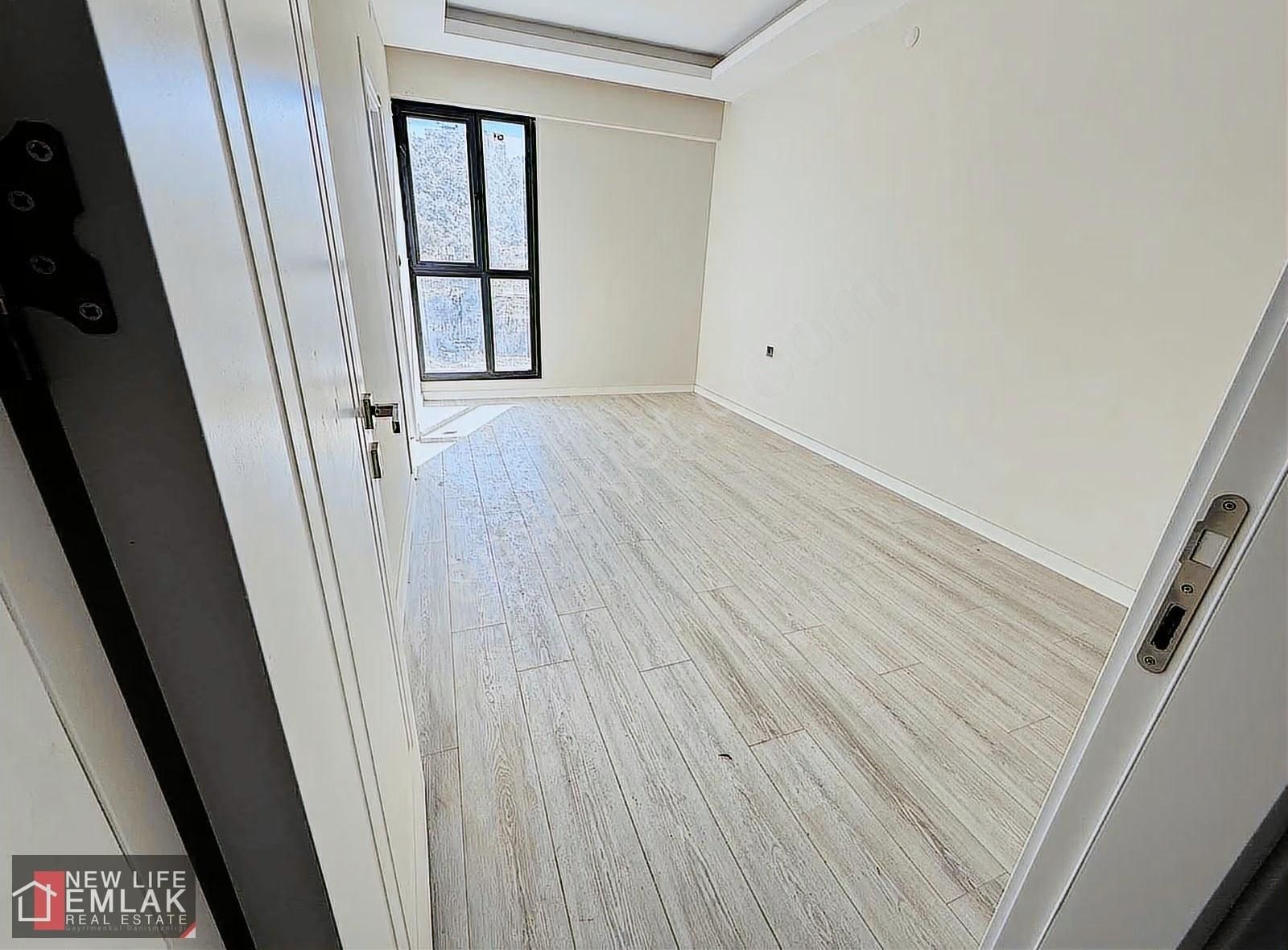 Kuşadası Değirmenderede Salon Mutfak Ayrı Satılık Daire - Görsel 8