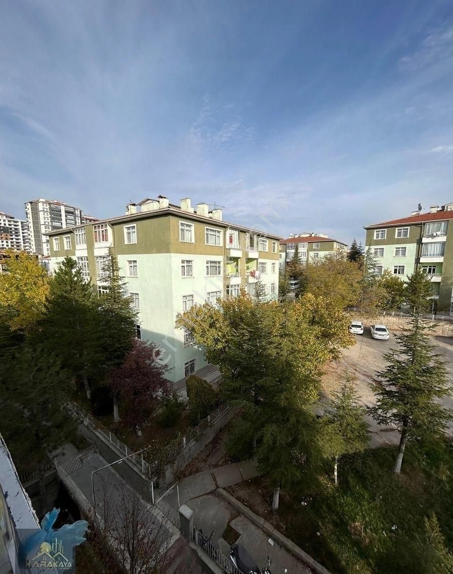 Karakaya Gayrimenkulden Emek Sitesinde 3+1 Krediye Uygun Satılık Daire - Görsel 9