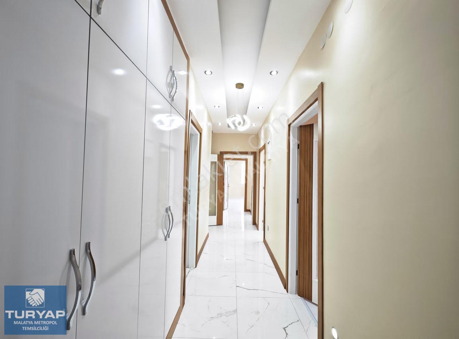 Turyap Metropol'den 35'lik Yolda Satılık 4+1 - Görsel 33