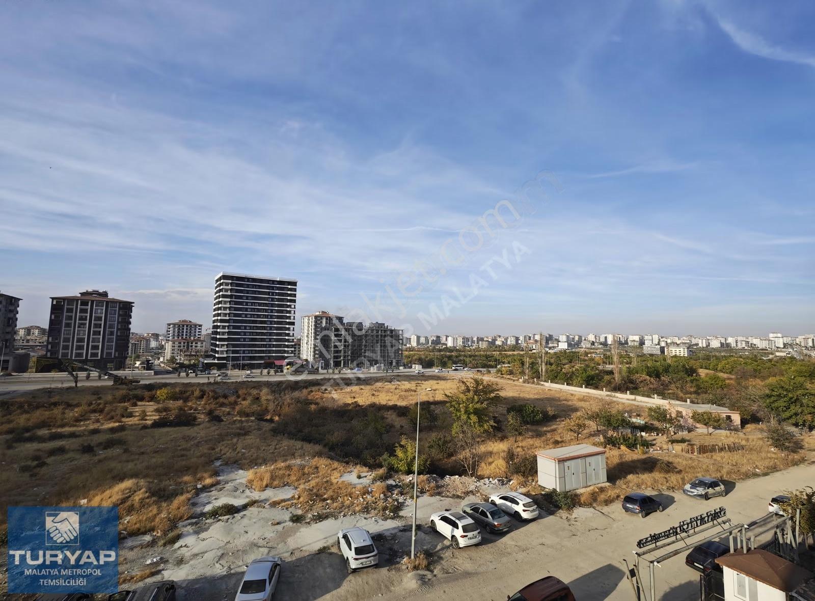 Turyap Metropol'den 35'lik Yolda Satılık 4+1 - Görsel 24