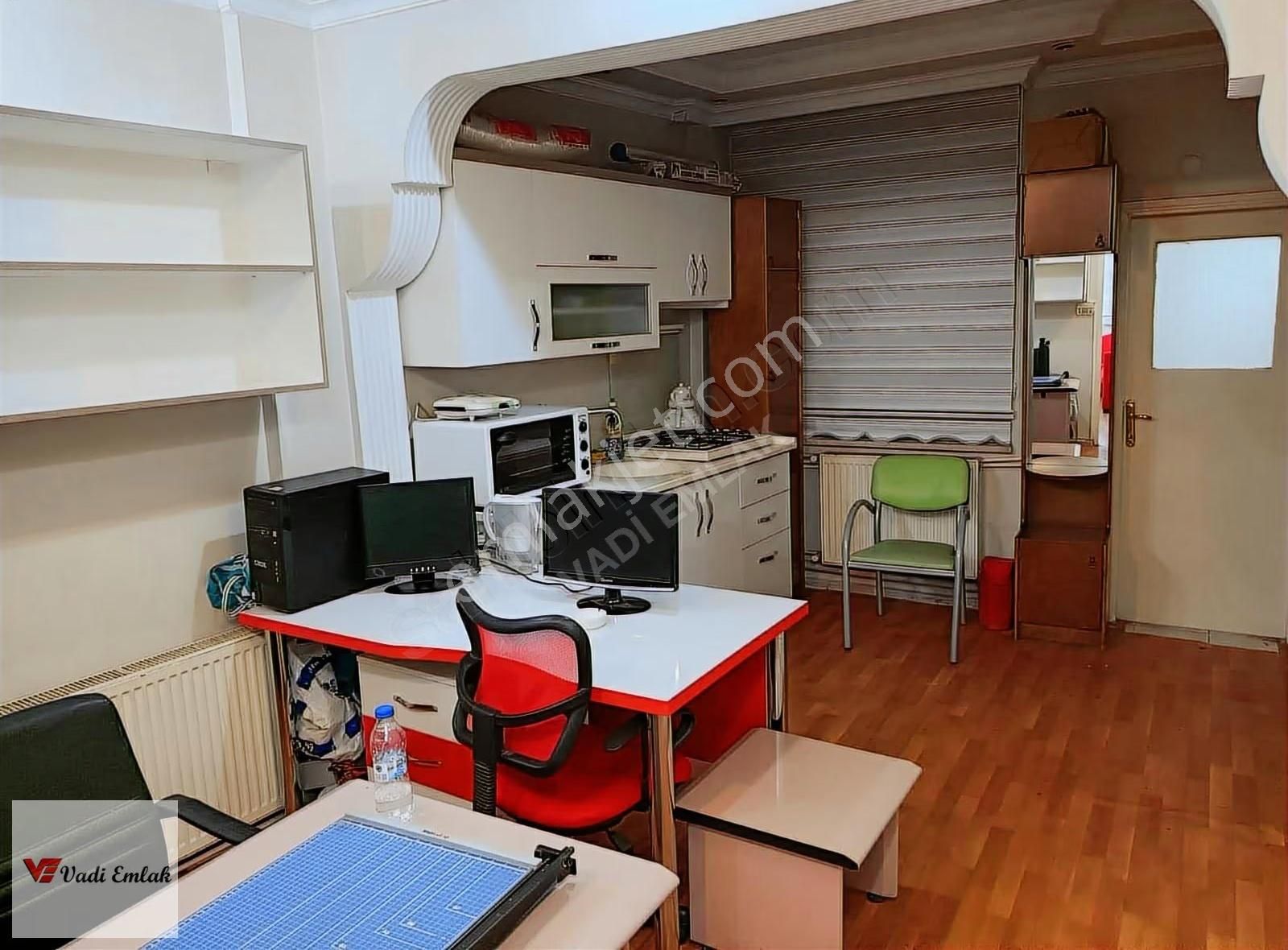 Ardalada Satılık Ofis Veya 1+1 Daire Malzemeleri İçinde Uygun - Görsel 2