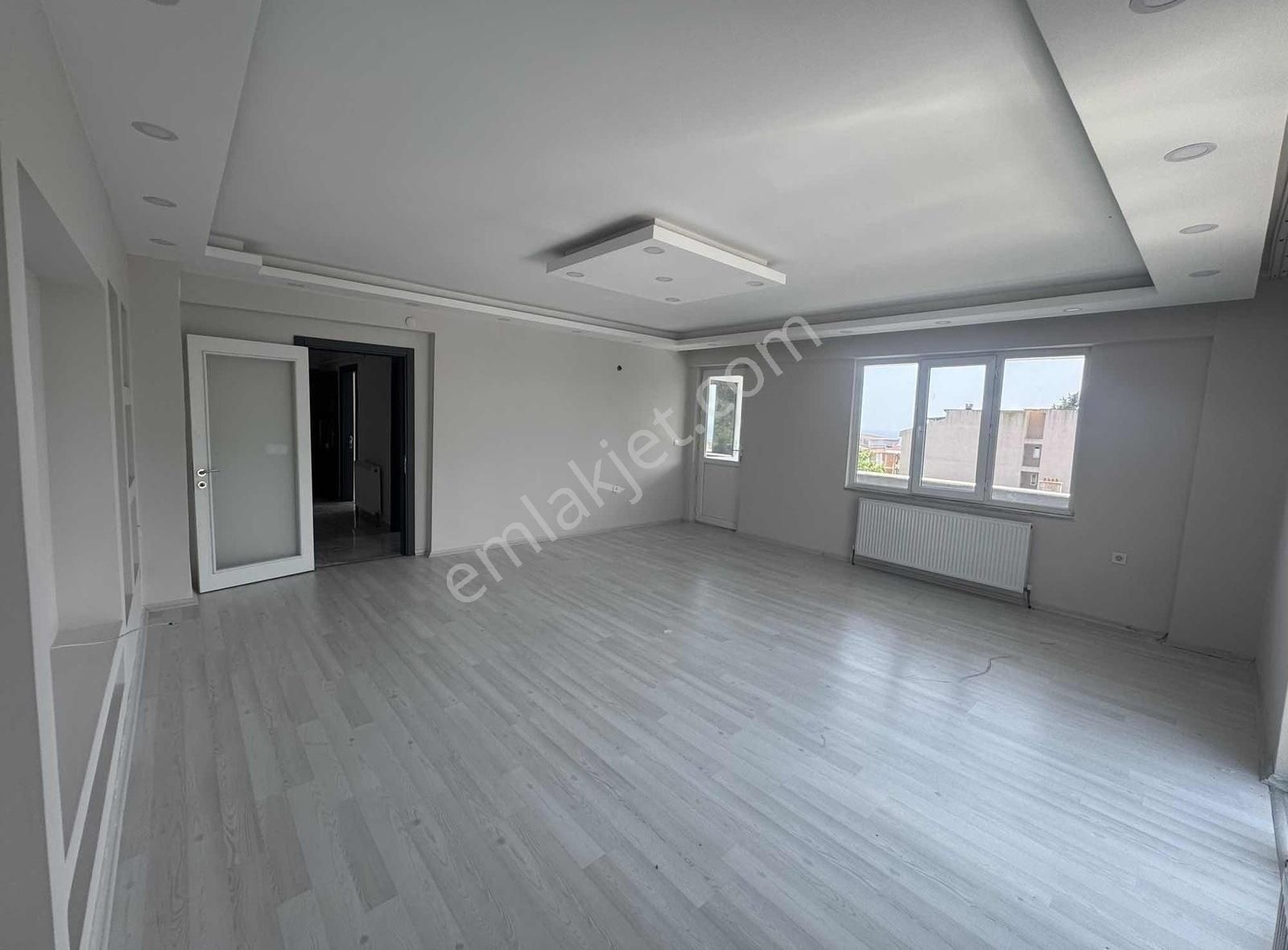 Tema Emlaktan Ortacami Mah Geniş Ferah Satılık 3+1 Daire - Görsel 19