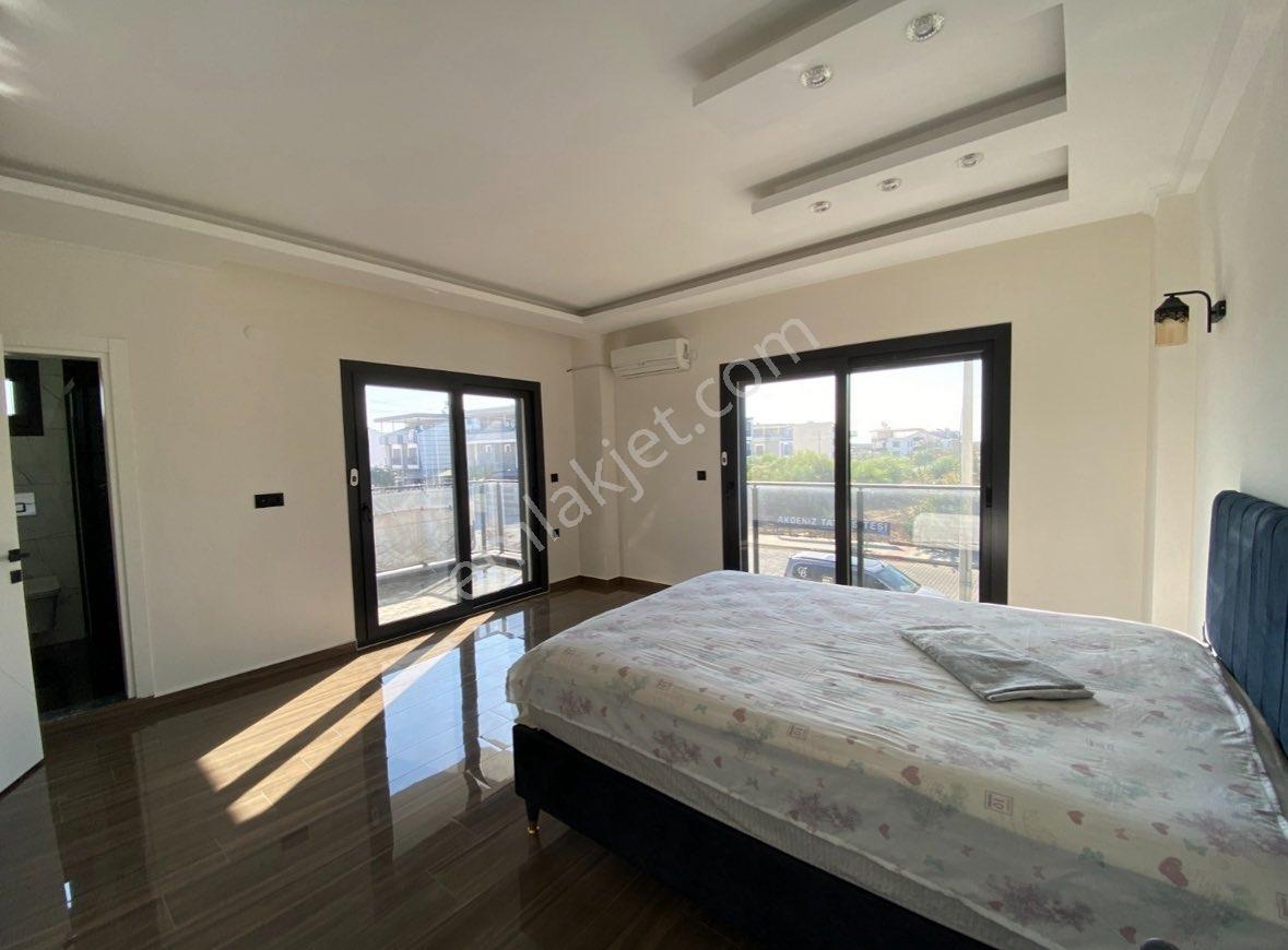 Didim Efeler Mah. 4+1 Havuzlu Tam Müstakil Villa - Görsel 14