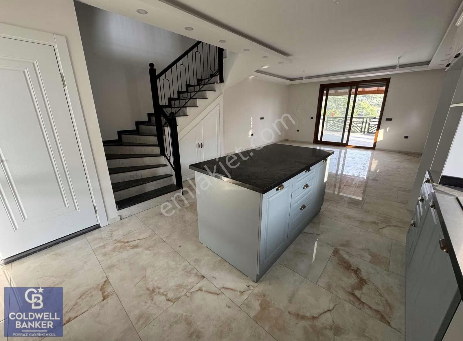 Coldwell Banker Poyraz'dan Deniz Ve Doğa Manzaralı 4+1 Triplex - Görsel 3