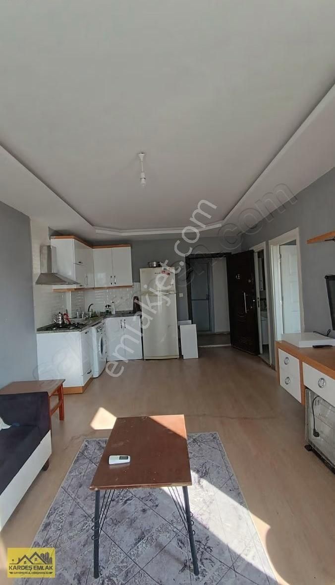 Univerisite Karşısı Çatalan Cadde Üzeri Eşyalı İskanlı 1+1 - Görsel 4