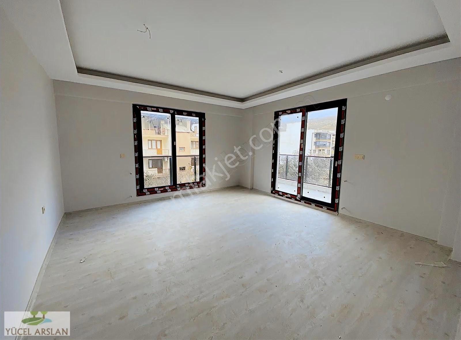 Çiğlide Fırsatı Havuzlu Site İçinde Satılık 3+1 Sıfır Daire - Görsel 24