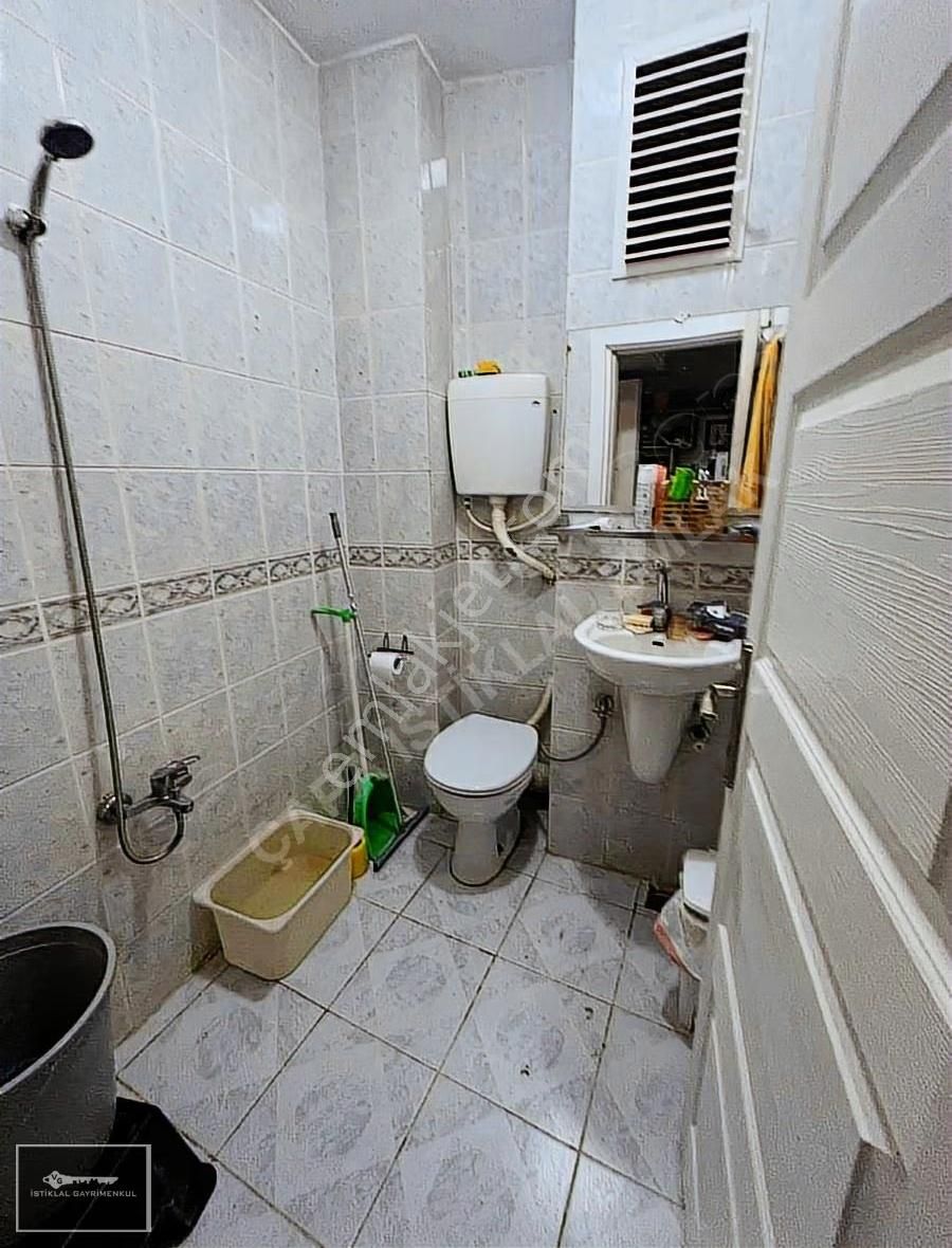 Çapa Şehremini Merkezi Konumda Satılık Daire - Görsel 3