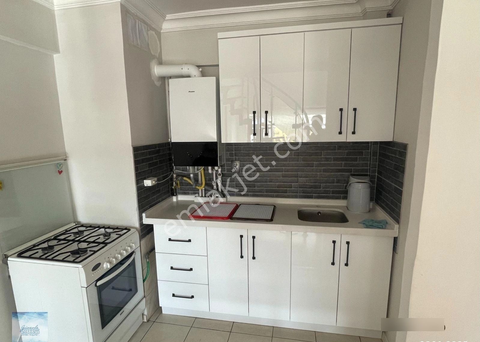 Kocatepede 2+1 Dubleks Teraslı 80 M2 Mobilyalı Açık Otoparklı Asansörlü Kombili - Görsel 5