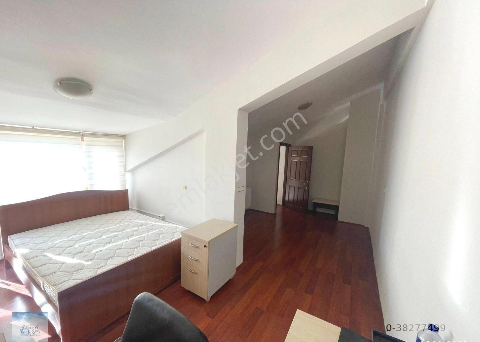 Kocatepede 2+1 Dubleks Teraslı 80 M2 Mobilyalı Açık Otoparklı Asansörlü Kombili - Görsel 13