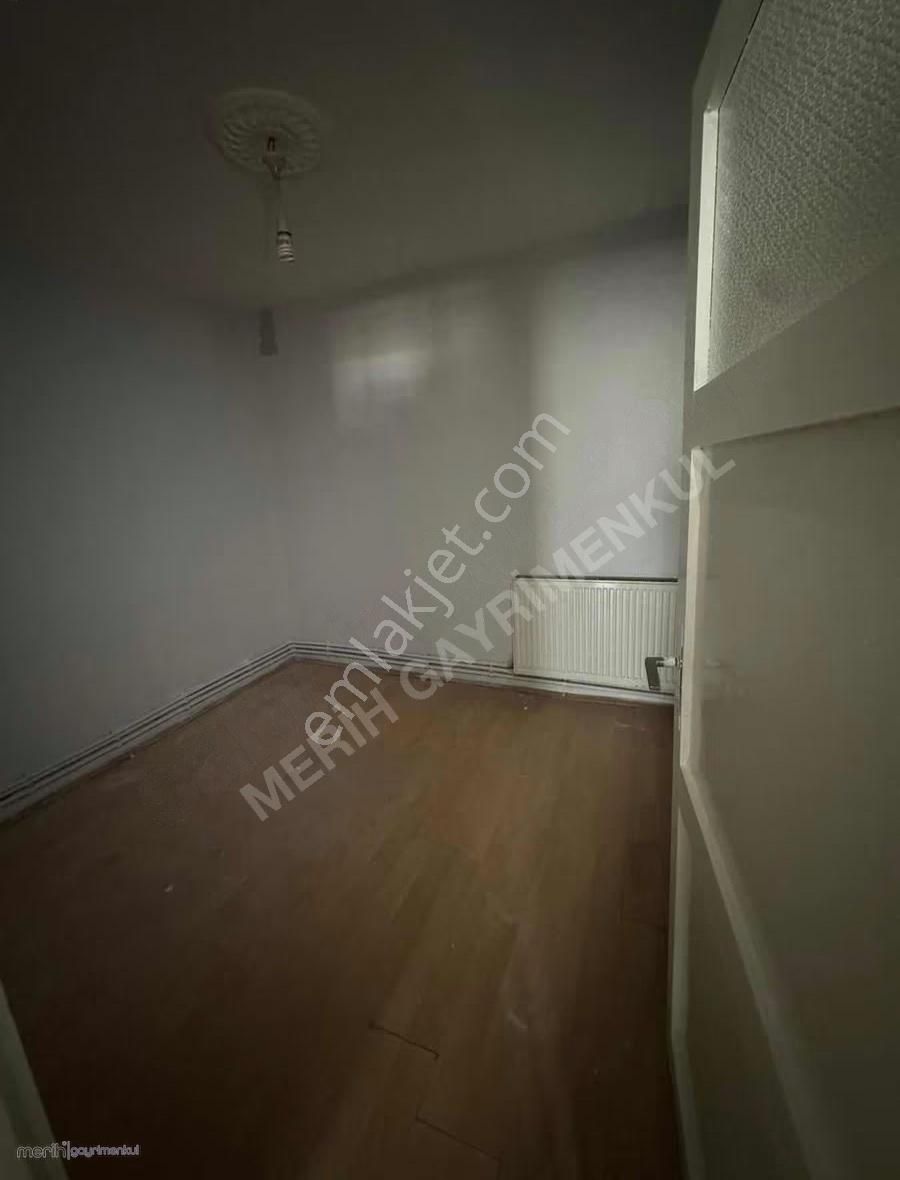 Merkezi Konumda Geniş 3+1 İçi Yapılı Satılık Daire - Görsel 3