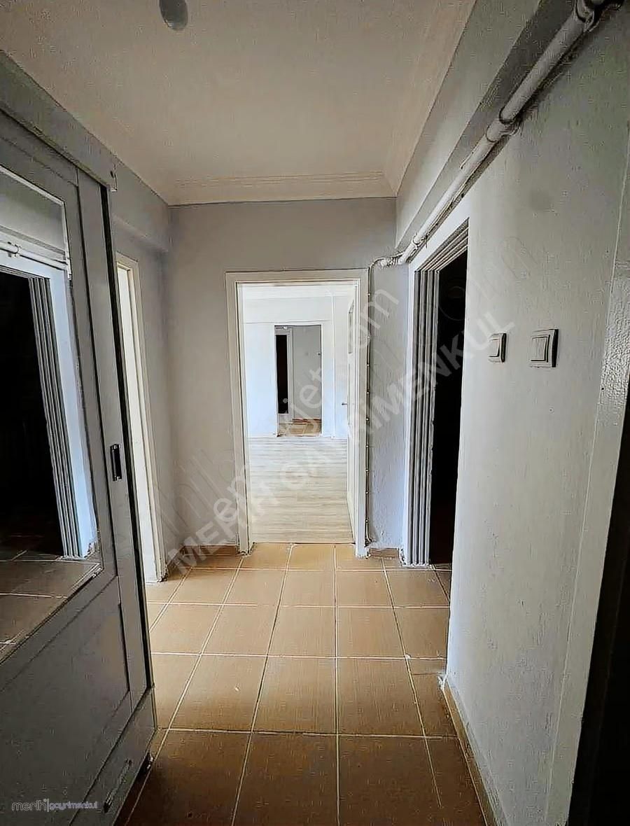 Merkezi Konumda Geniş 3+1 İçi Yapılı Satılık Daire - Görsel 5