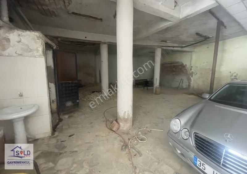 Urla' Da Merkezi Lokasyonda Kiralık İş Yeri - Görsel 12