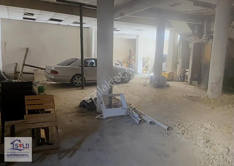 Urla' Da Merkezi Lokasyonda Kiralık İş Yeri - Görsel 2