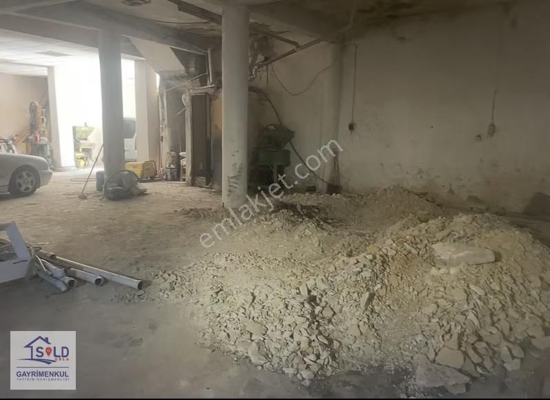 Urla' Da Merkezi Lokasyonda Kiralık İş Yeri - Görsel 34