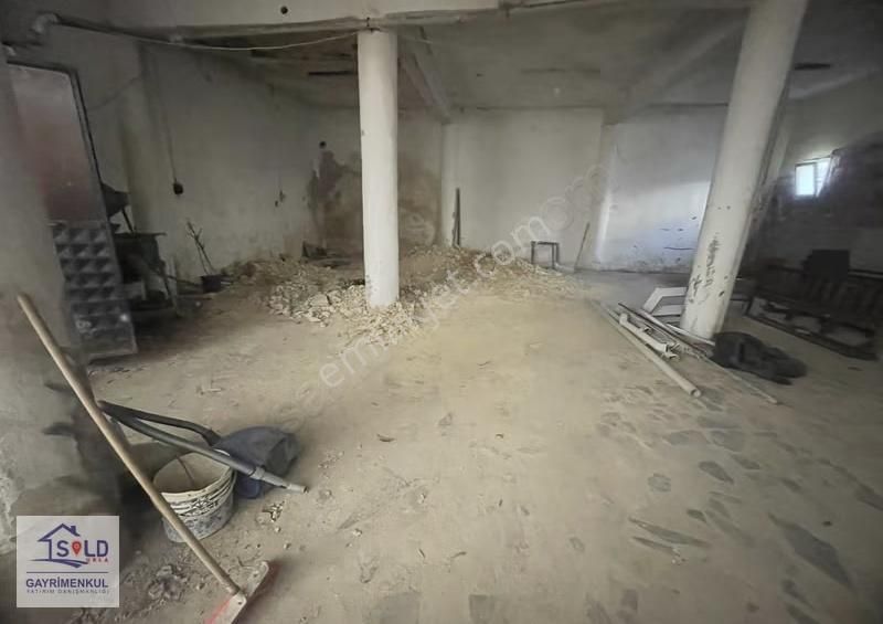 Urla' Da Merkezi Lokasyonda Kiralık İş Yeri - Görsel 31