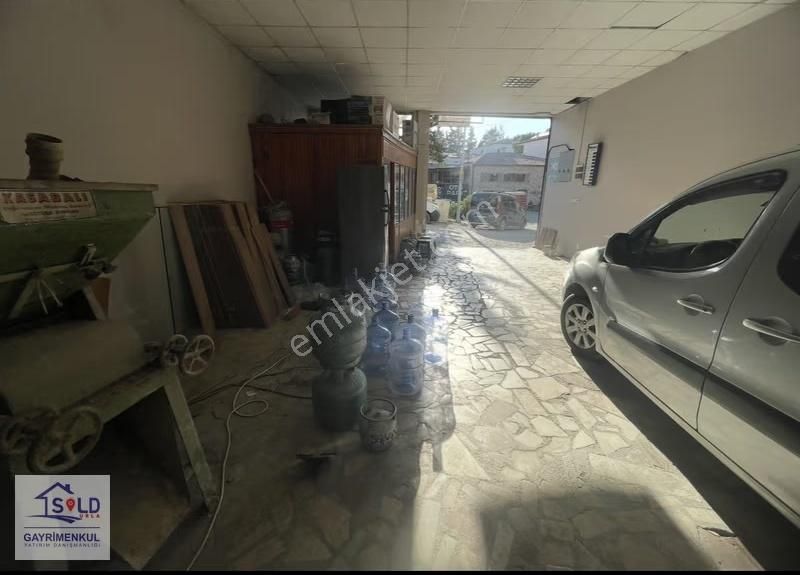 Urla' Da Merkezi Lokasyonda Kiralık İş Yeri - Görsel 27