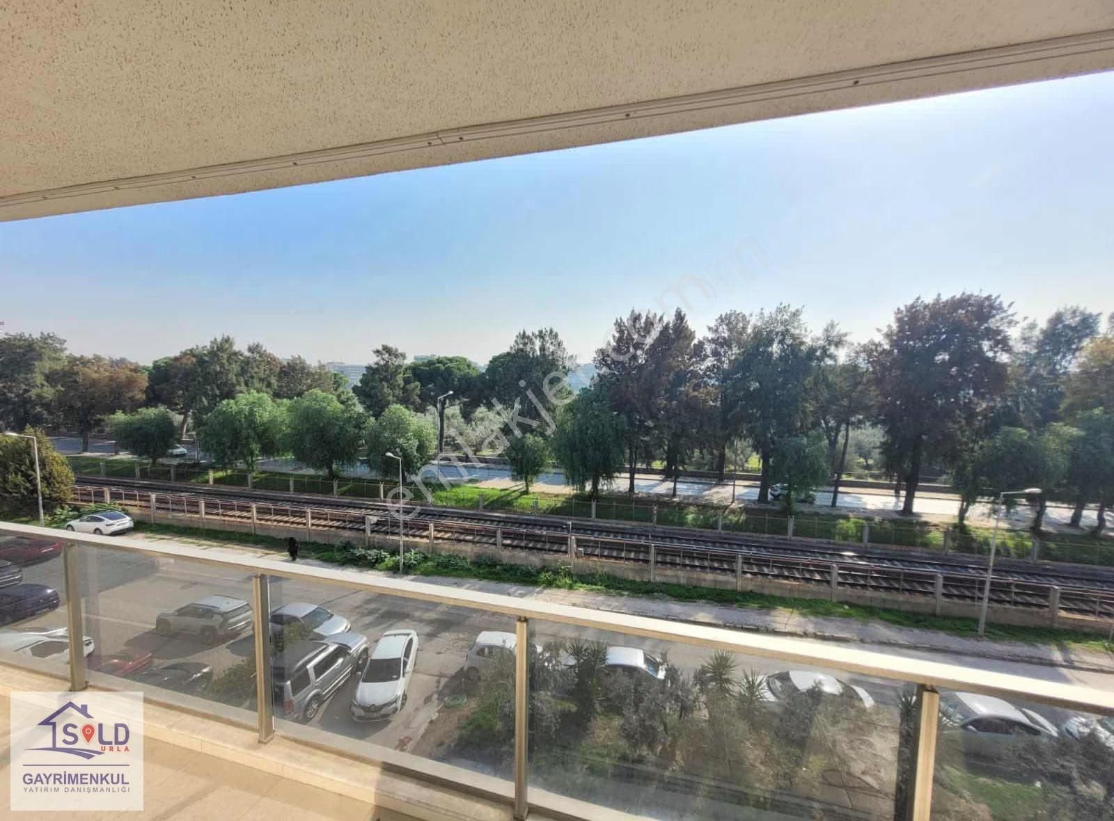 Lobi Parlas'ta 1+1 Eşyalı Daire Yaşar Üni Ve Metro Yakını - Görsel 5