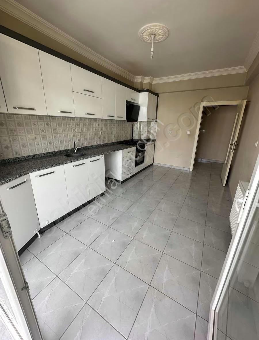 Akabe Mah. Fetih Caddesi 2+1 Arakat Geniş Kiralık - Görsel 21