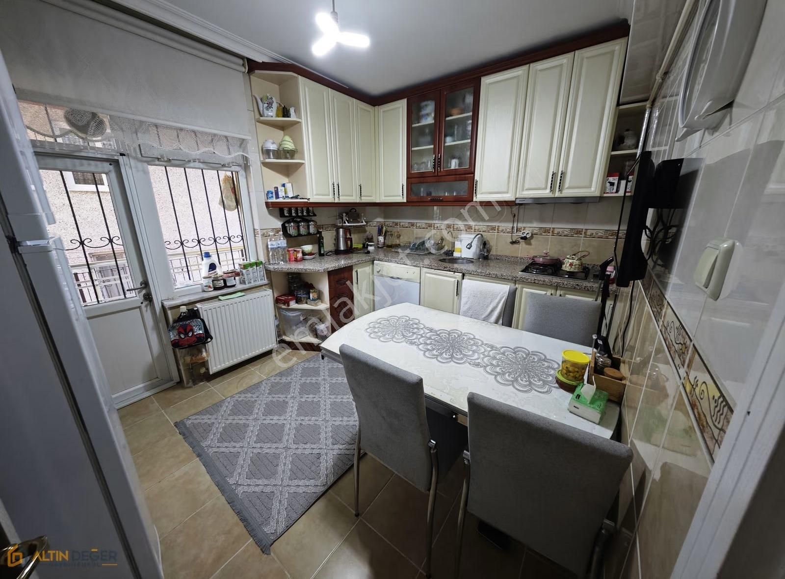 Fatih Mahallesi'nde Satılık Yüksek Giriş 3+1 Daire - Görsel 5