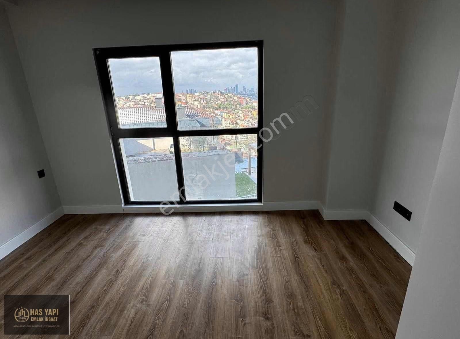 Üsküdar Mehmet Akif Ersoy Mahallesinde 2+1 Kiralık Daire - Görsel 23