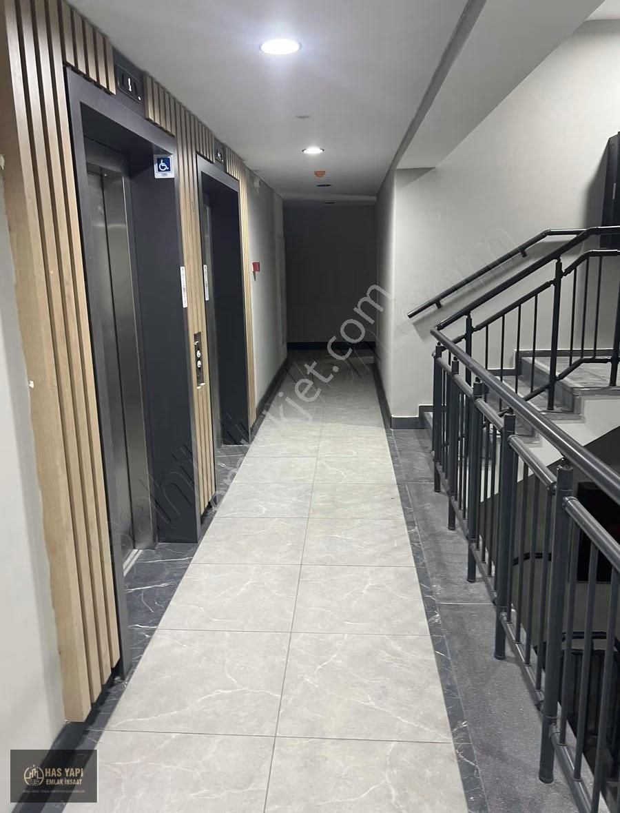 Üsküdar Mehmet Akif Ersoy Mahallesinde 2+1 Kiralık Daire - Görsel 14