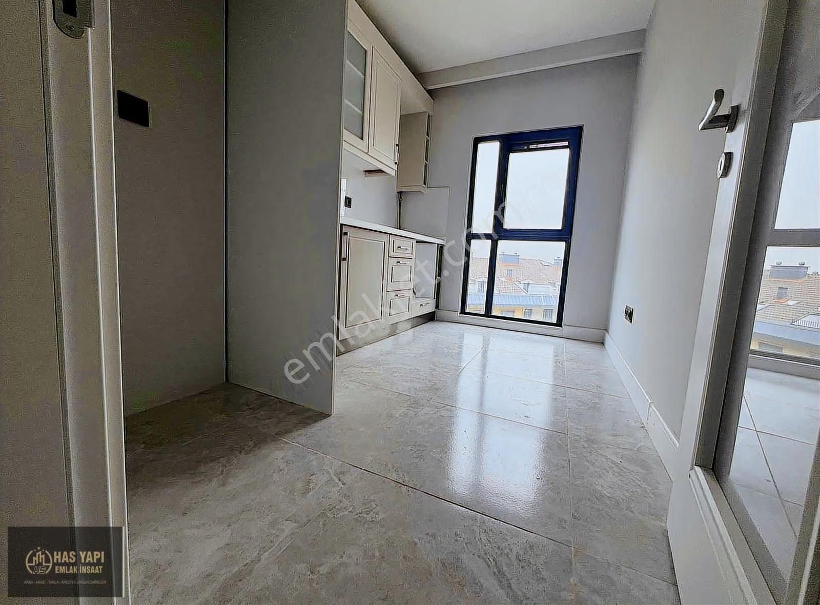 Üsküdar Mehmetakif Ersoy Mahallesinde Satılık 2+1 Daire - Görsel 16