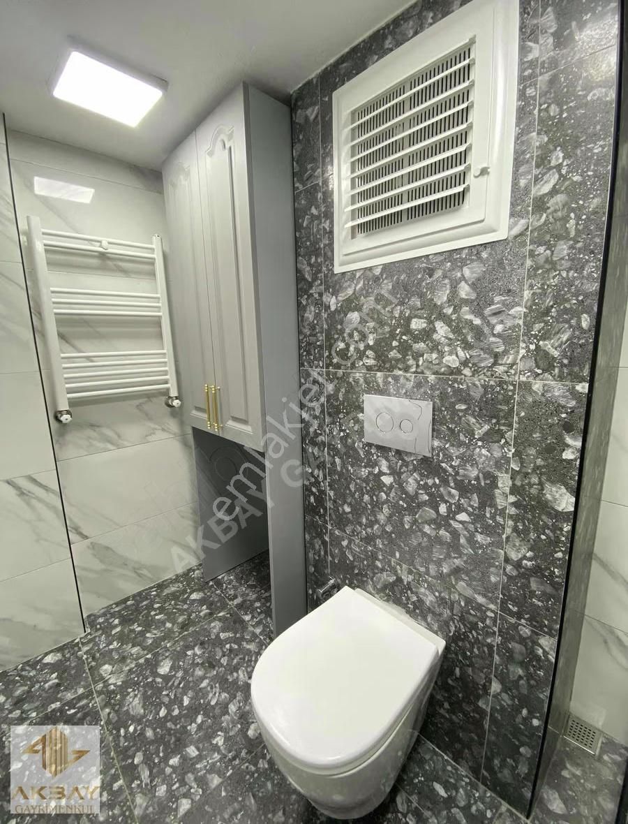 Akbay Gayrimenkul'den Müstakil Bahçeli Ebeveyn Banyolu 3+1 Daire - Görsel 15