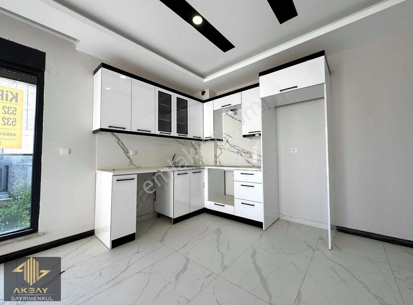 40'lık Yolda Kapalı Otoparklı Havuzlu Geniş 1+1 Daire - Görsel 2