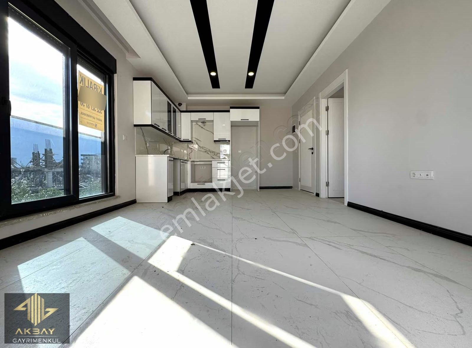 40'lık Yolda Kapalı Otoparklı Havuzlu Geniş 1+1 Daire - Görsel 14