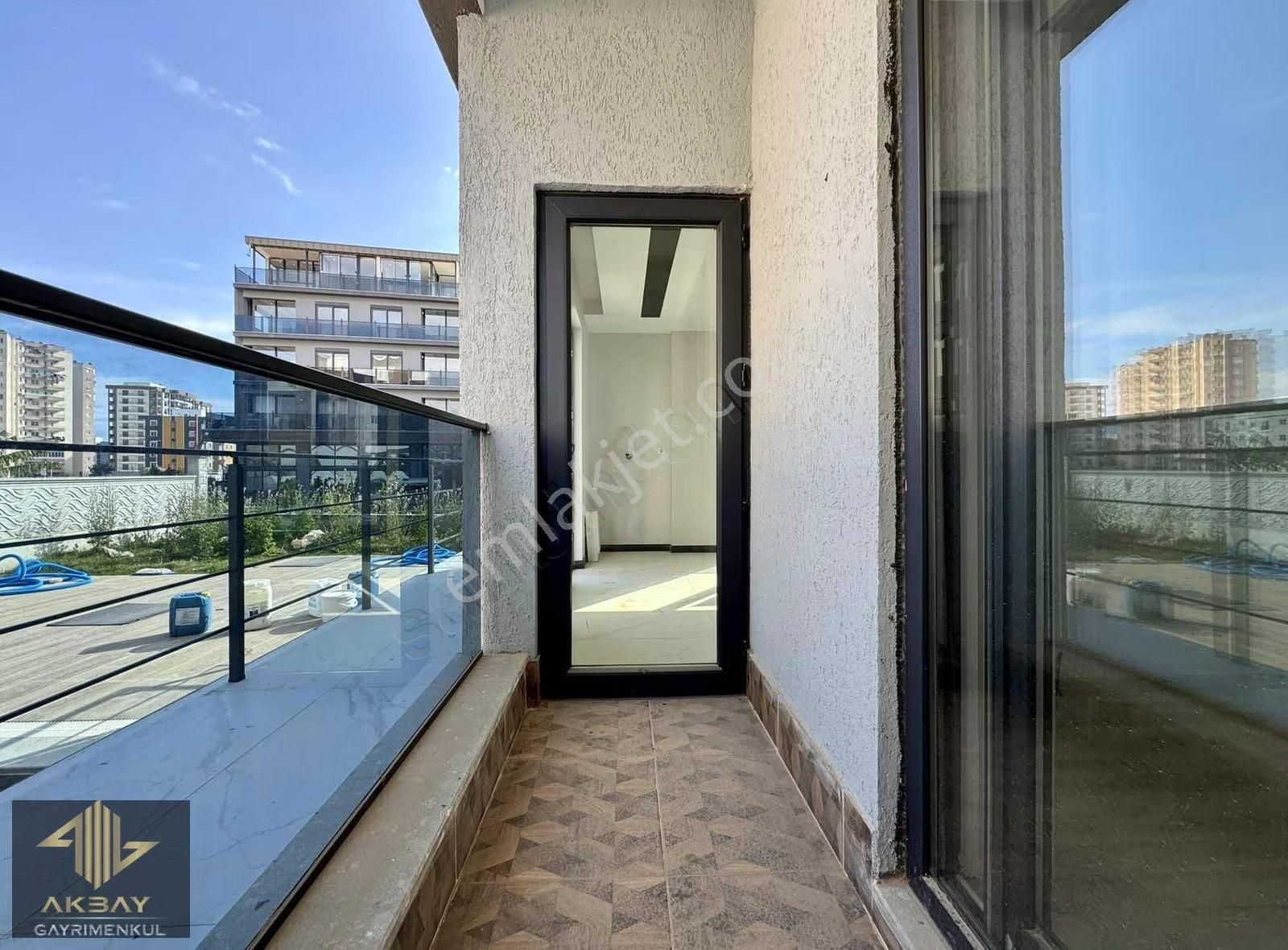 40'lık Yolda Kapalı Otoparklı Havuzlu Geniş 1+1 Daire - Görsel 8