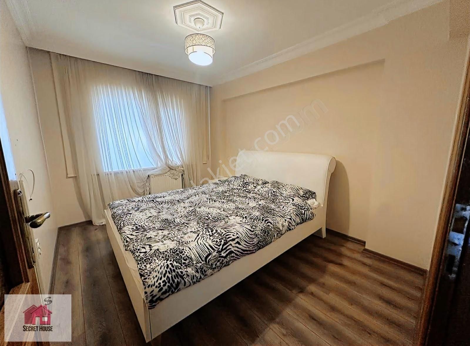 Secret House'dan Merkezi Konumlu Eşyalı 3+1 Yüksek Giriş - Görsel 29