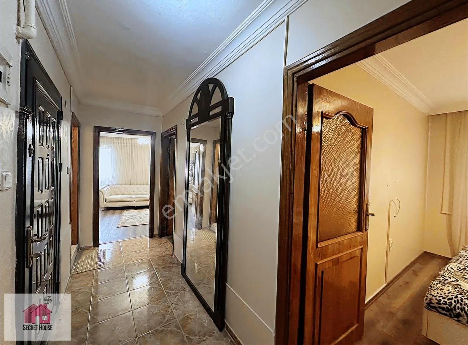 Secret House'dan Merkezi Konumlu Eşyalı 3+1 Yüksek Giriş - Görsel 18