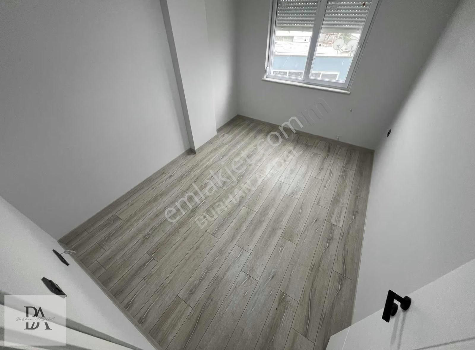 Demirel'de İskanlı Katta Geniş 3+1 Balkonlu Asansörlü Dolu Daire - Görsel 14